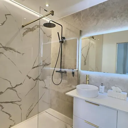 Apartament Chez Massy, En Coeur De ! Hyères