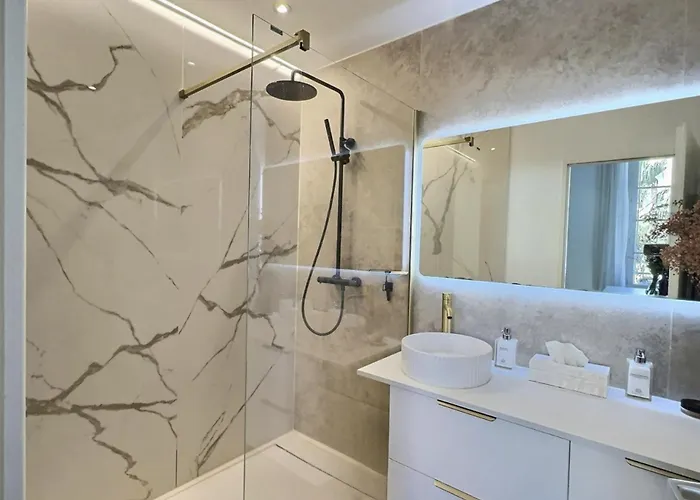 Apartment Chez Massy, En Coeur De ! Hyeres